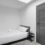 Nadolnik 2-Bedroom Apartment